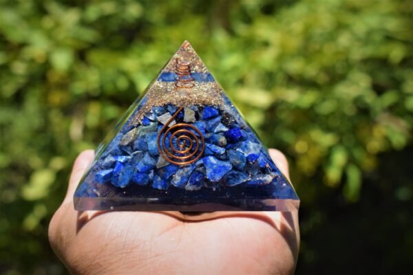 Lapis Lazuli oregon Pyramid