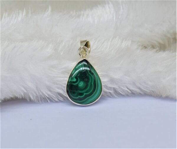 Malachite Gemstone Pendant. - Image 2