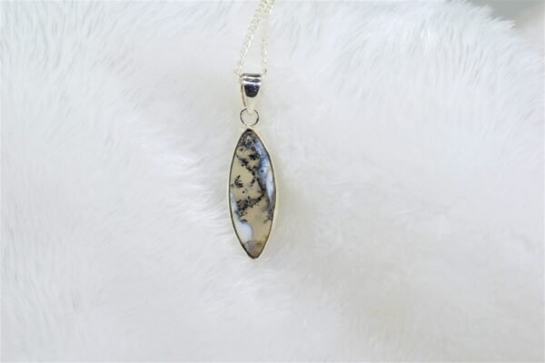 Merlinite necklace ( Dendritic opal )